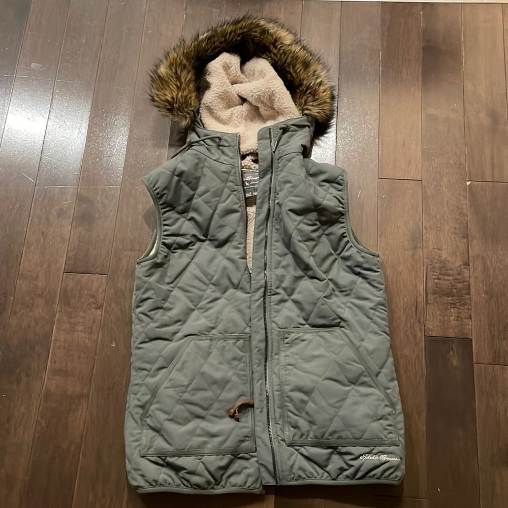 Eddie Bauer Vest - Picture 1 of 2